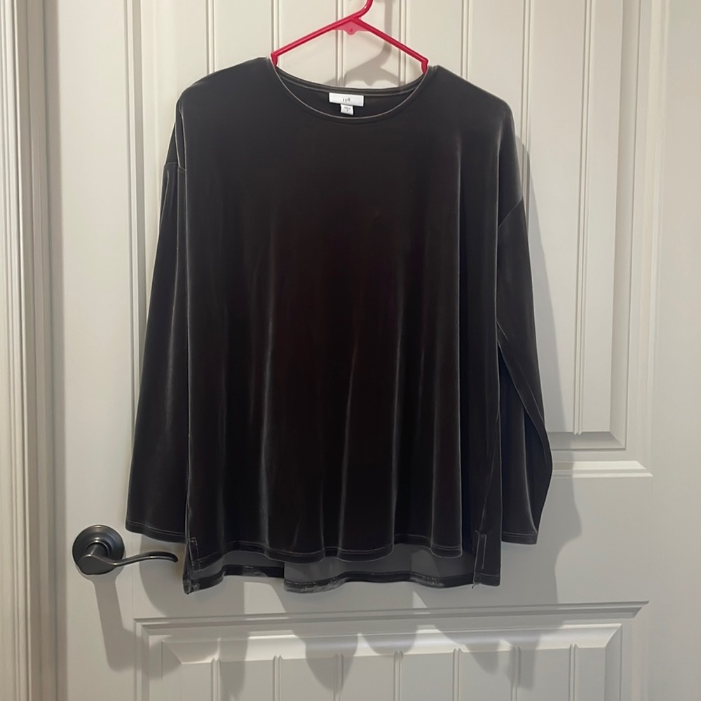 J Jill Smokey brown shirt/runs big